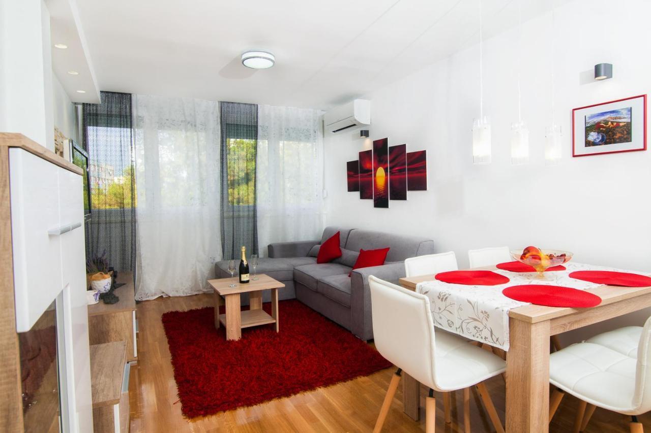 Apartment Zoi Spalato Esterno foto